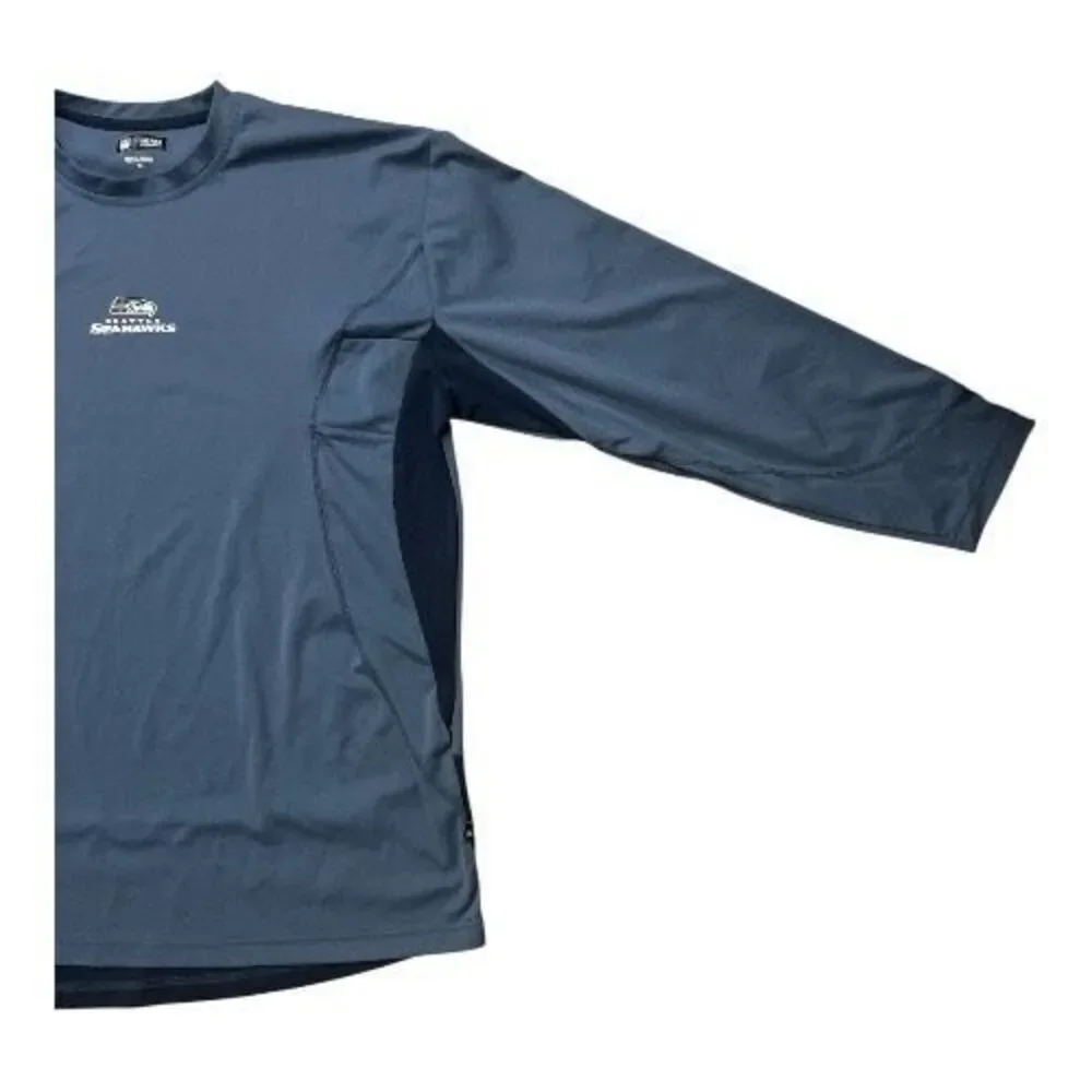 Seattle Seahawks NFL Team Apparel Men Blue Long Sleeve Size XL Stretch Crewneck